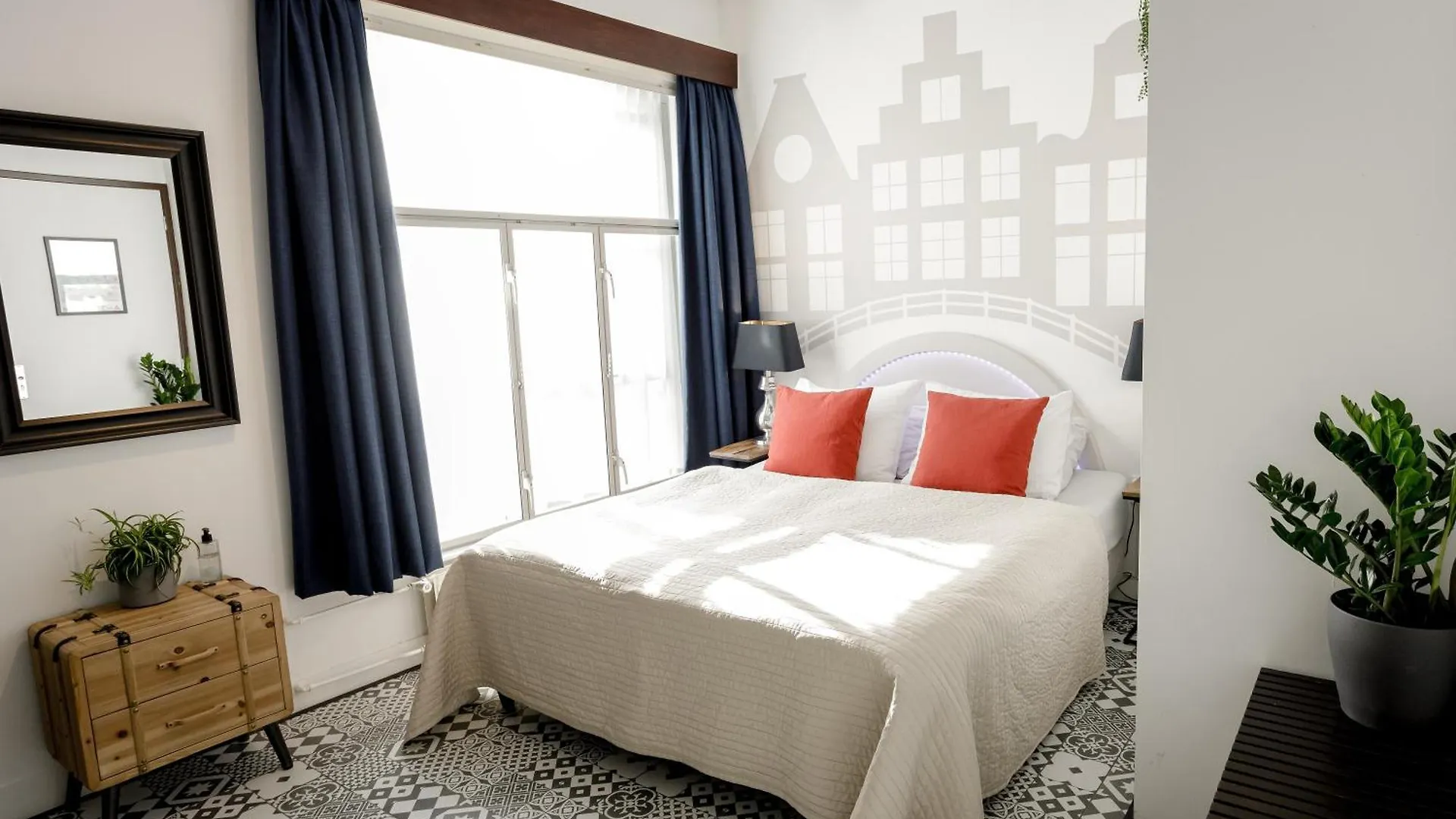 Aris Amsterdam Hotel